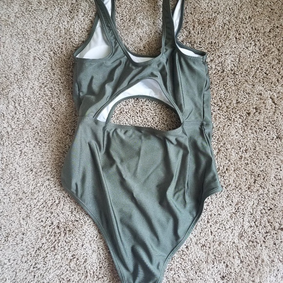 Cupshe One Piece Cutout Swimsuit - Picture 2 of 2